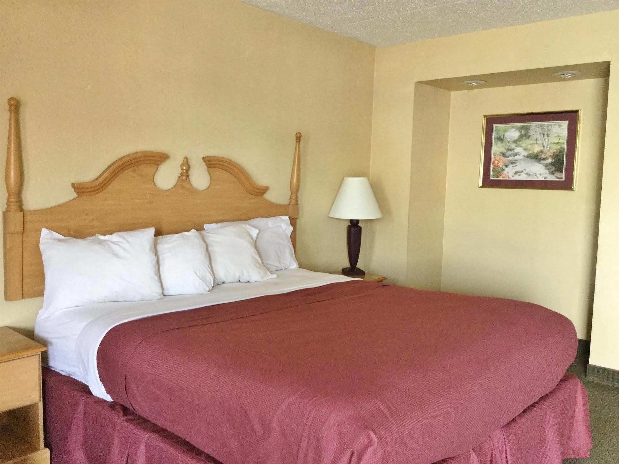 Americas Best Value Inn & Suites Conway Bagian luar foto